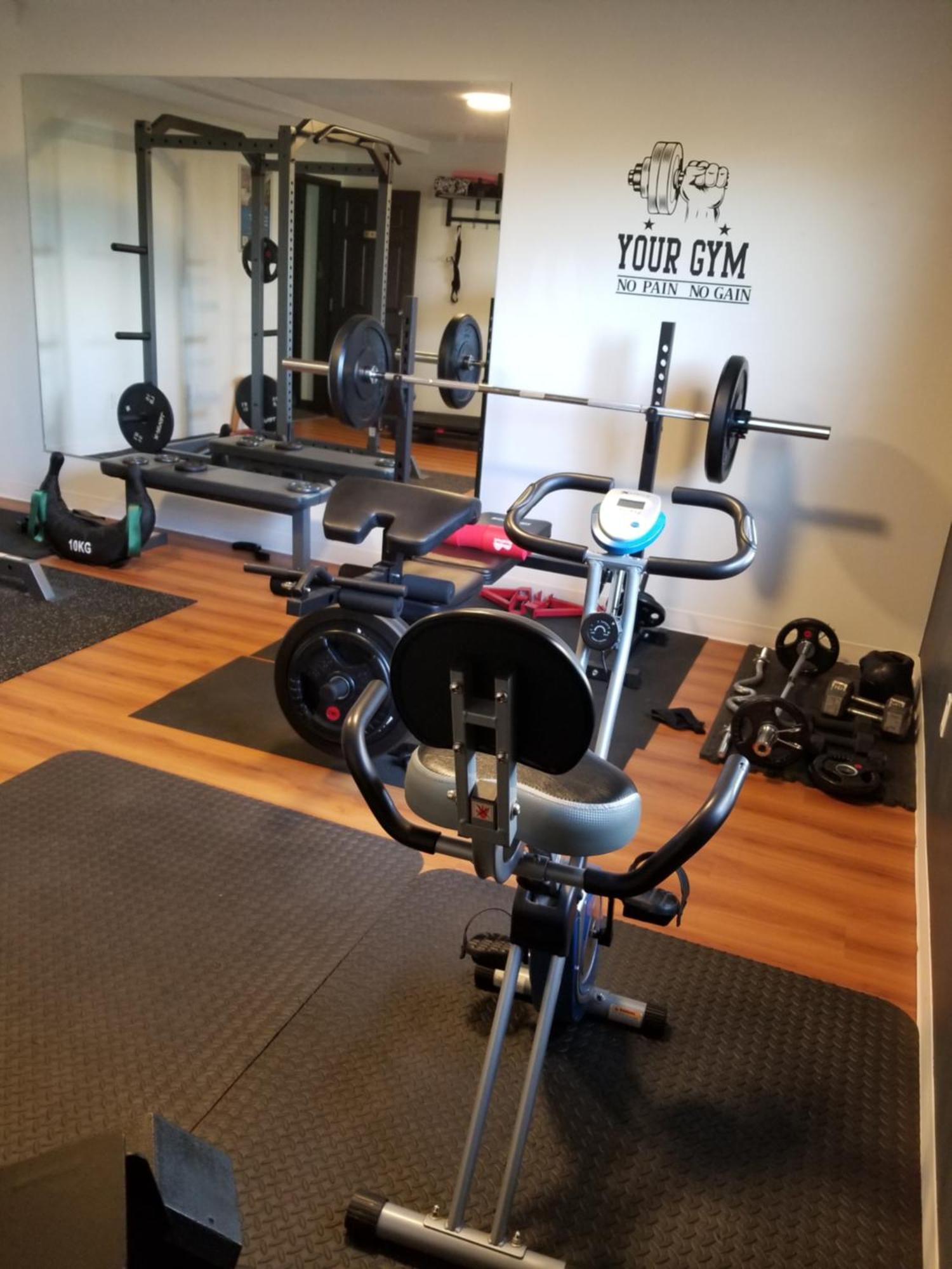 Joys Inn Innisfail, Ab Екстериор снимка